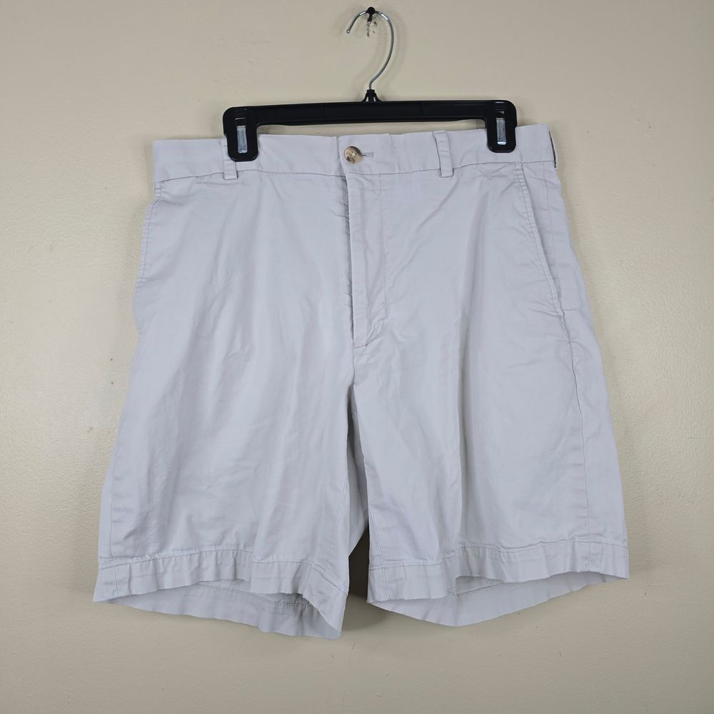 Southern Tide Men's White Flat Front Shorts